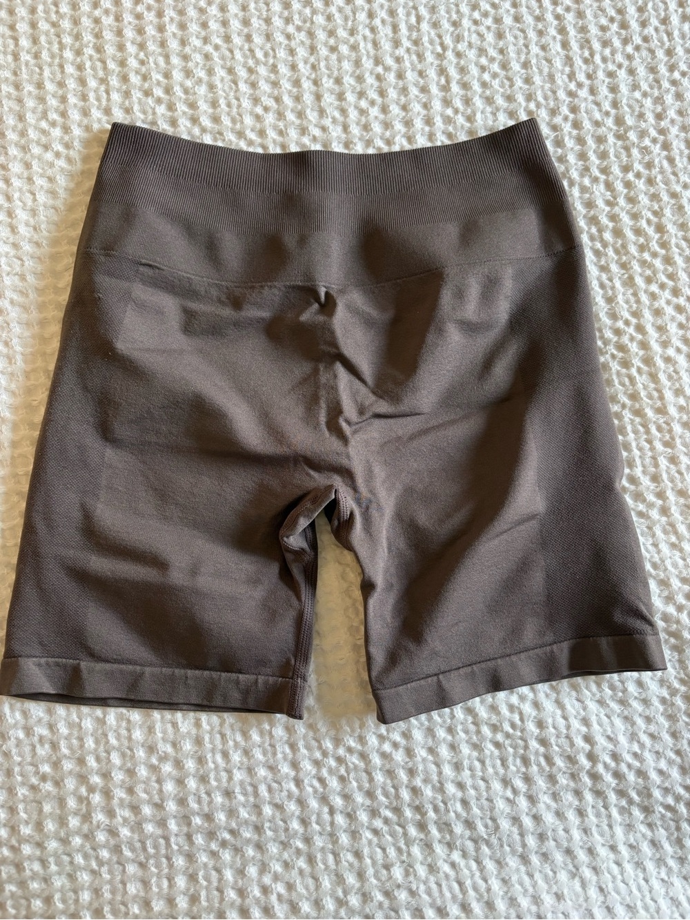 High-Rise Women’s Bike Shorts in Truffle Brown